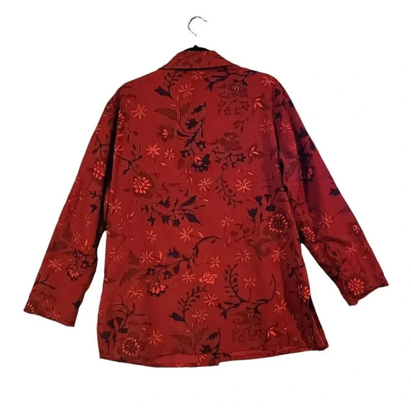 Chico's Design 100% Silk Jacket Women Red Embroidered Front Button Floral Size 2 - Picture 2 of 9